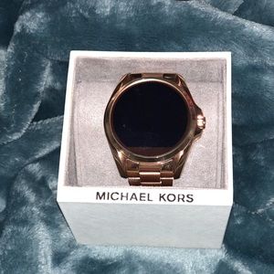 Michael Kors Access Bradshaw Smartwatch rose gold